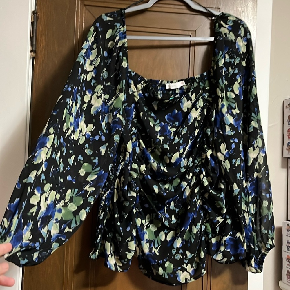 Long sleeve ruched blouse